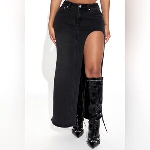 High Split Denim Maxi Skirt 🖤🖤🖤